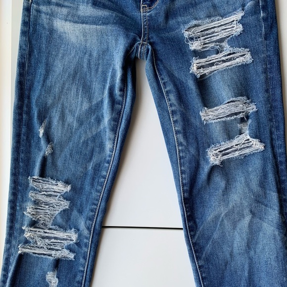 AE Distressed Jeans - Picture 6 of 10